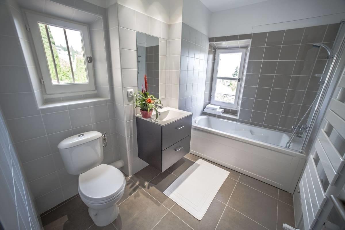 La Tour Carree - Grasse Sud Hotel Peymeinade ภายนอก รูปภาพ