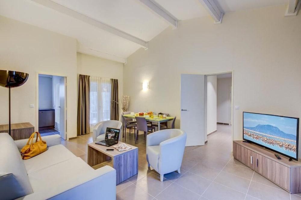 La Tour Carree - Grasse Sud Hotel Peymeinade ภายนอก รูปภาพ