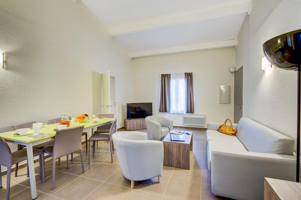 La Tour Carree - Grasse Sud Hotel Peymeinade ภายนอก รูปภาพ