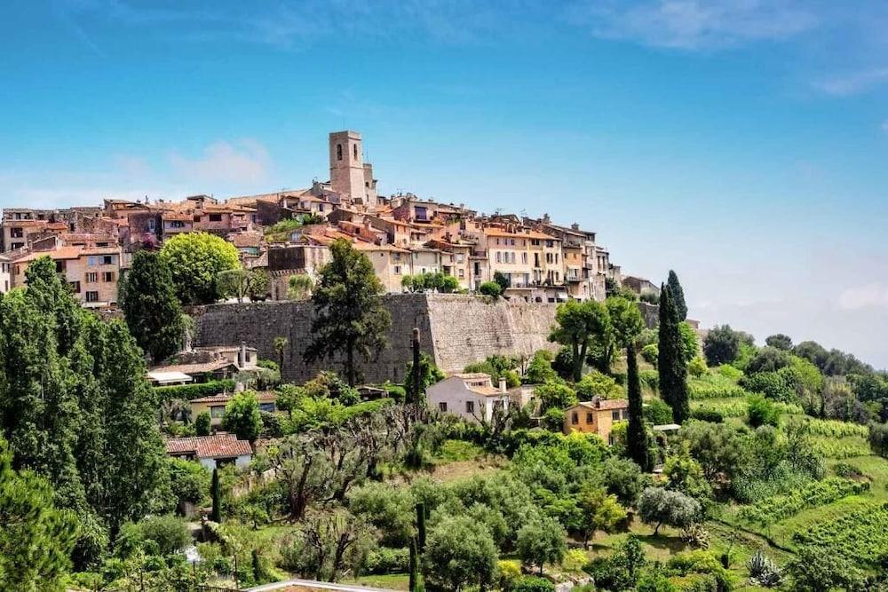 La Tour Carree - Grasse Sud Hotel Peymeinade ภายนอก รูปภาพ